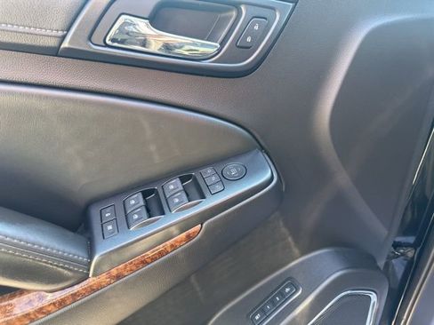 Used 2015 Chevrolet Tahoe LTZ image 34