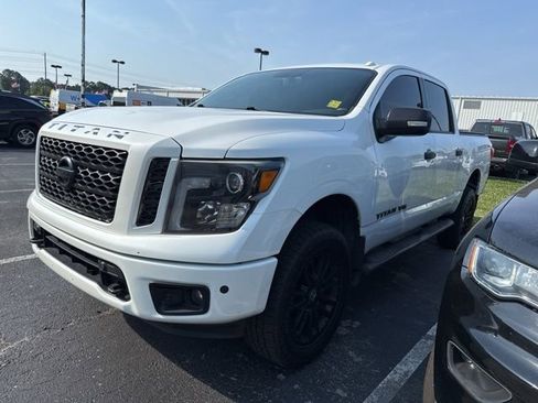 Used 2019 Nissan Titan SL w/ Midnight Edition AWD/4WD image 1