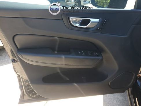 Certified 2024 Volvo XC60 B5 Plus w/ Protection Package Premier AWD/4WD image 13