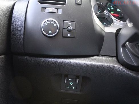 Used 2008 Chevrolet Silverado 2500 LT w/ 2LT Convenience Package image 20