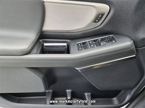 New 2026 Ford Expedition Active image 20