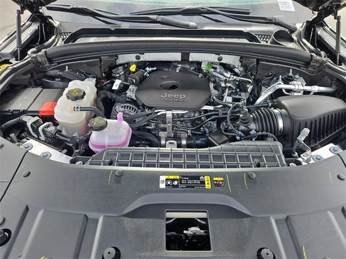 New 2026 Jeep Grand Cherokee Limited image 31