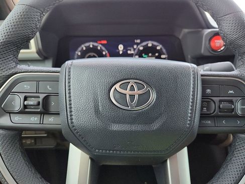 Used 2024 Toyota Tacoma TRD Sport image 19