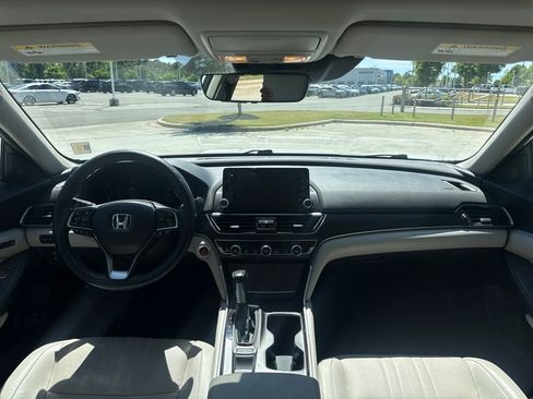 Used 2018 Honda Accord EX-L image 16