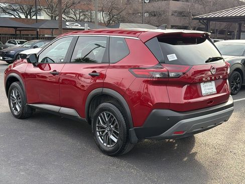 Used 2023 Nissan Rogue S image 6