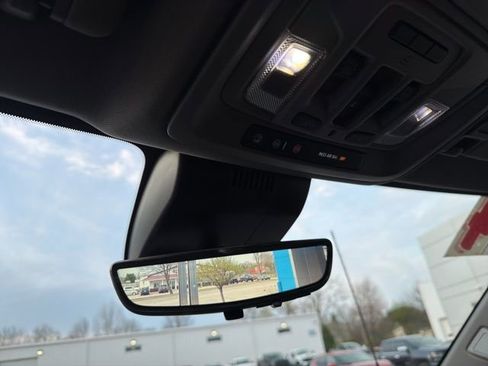 Used 2024 GMC Sierra 3500 Denali w/ Denali Reserve Package image 40