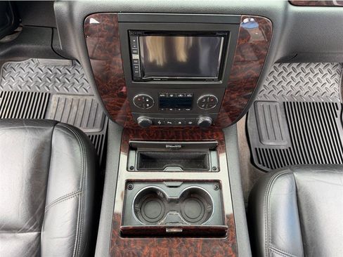 Used 2008 GMC Sierra 1500 Denali AWD/4WD image 21