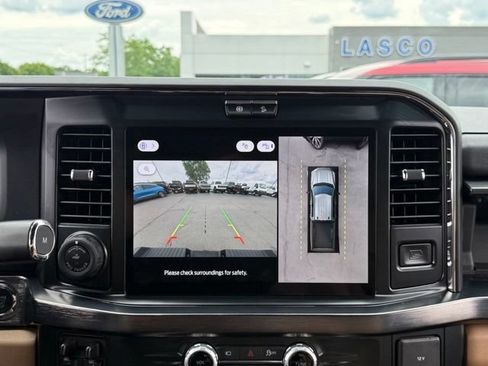 Used 2025 Ford F450 Lariat w/ Lariat Ultimate Package AWD/4WD image 4