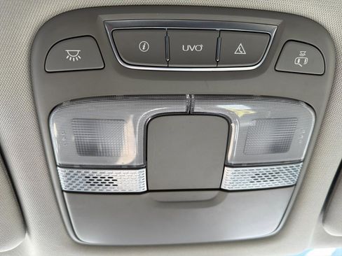 Used 2020 Kia Telluride LX FWD image 37