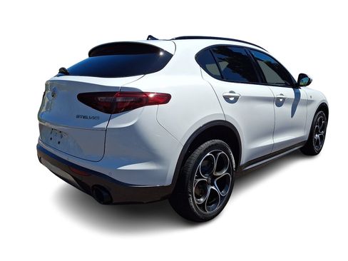 Used 2023 Alfa Romeo Stelvio Ti AWD/4WD image 6