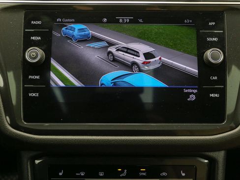 Certified 2022 Volkswagen Tiguan SE w/ Panoramic Sunroof Package image 32