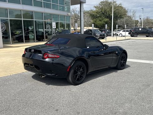 Used 2024 MAZDA MX-5 Miata Sport image 8