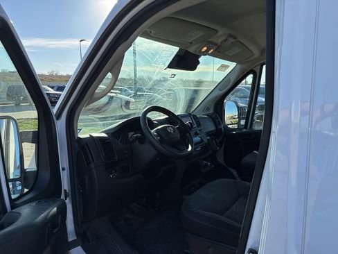 Used 2023 RAM ProMaster 2500 image 20