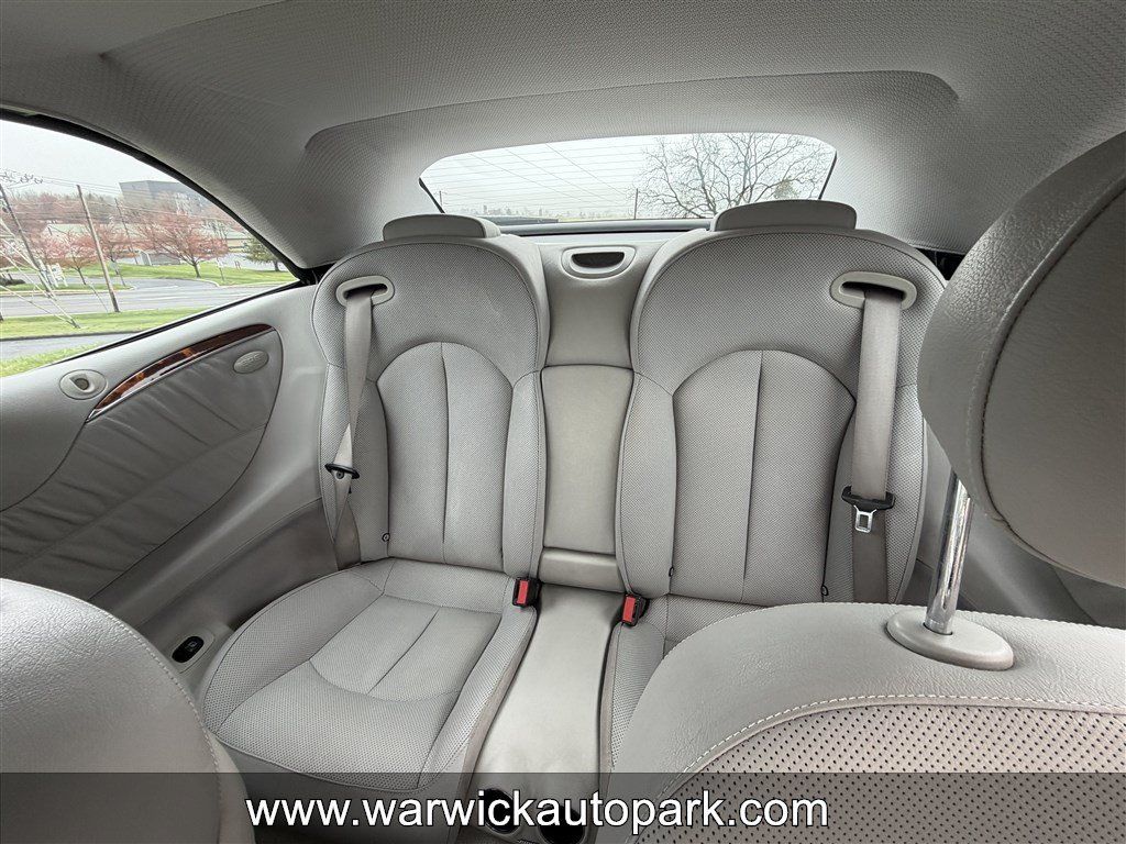 Used 2004 Mercedes-Benz CLK 500 Cabriolet image 8