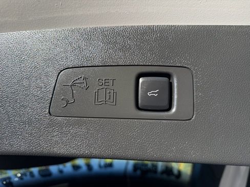 Used 2022 Lincoln Corsair Reserve w/ Elements Package image 18