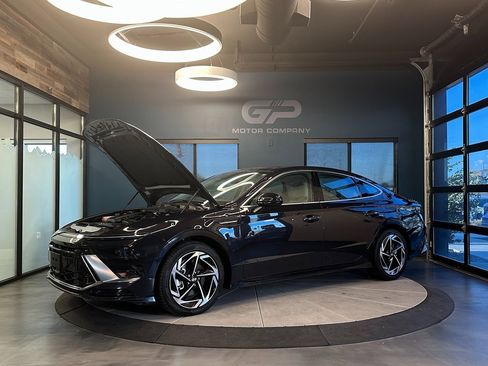 Used 2024 Hyundai Sonata SEL w/ Convenience Package image 22