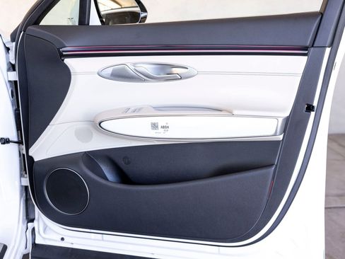 New 2026 Genesis GV70 2.5T Advanced image 24