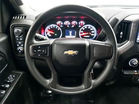 Used 2020 Chevrolet Silverado 1500 Custom w/ Custom Value Package AWD/4WD image 14