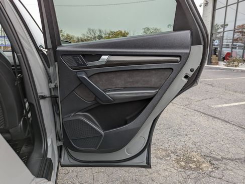 Used 2019 Audi SQ5 Premium Plus w/ Premium Plus Package image 37