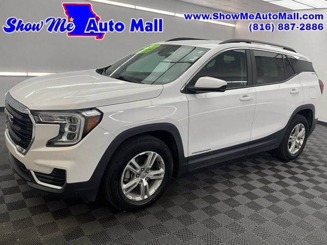 Used 2022 GMC Terrain SLE w/ Driver Convenience Package FWD image 1