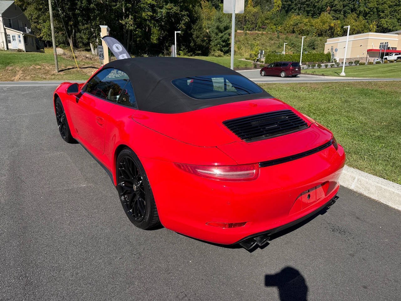 Used 2015 Porsche 911 Cabriolet image 3