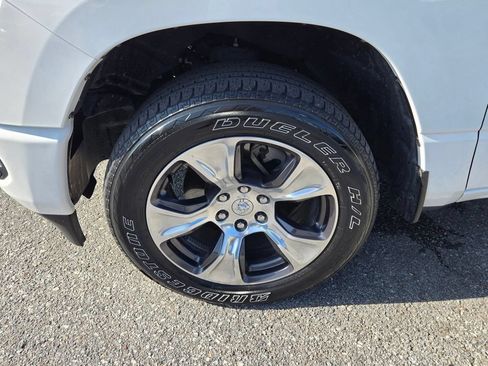 Used 2023 RAM 1500 Laramie AWD/4WD image 12