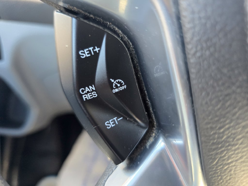 Used 2018 Ford Transit 250 148 Medium Roof RWD image 24