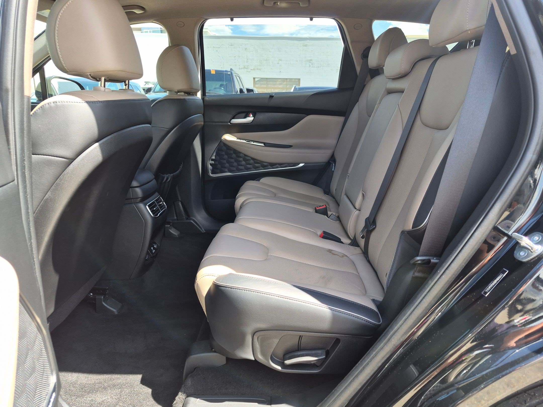 Certified 2023 Hyundai Santa Fe Limited w/ Cargo Package AWD/4WD image 26