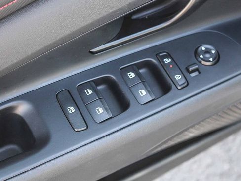 Certified 2025 Hyundai Elantra N Line image 24