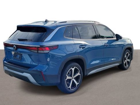 New 2026 Volkswagen Tiguan SE FWD image 4