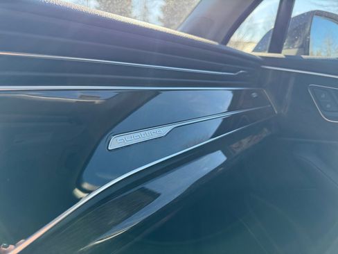 Certified 2024 Audi Q7 3.0T Prestige image 33