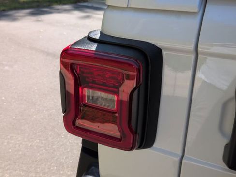 New 2025 Jeep Wrangler Unlimited Rubicon 392 AWD/4WD image 21