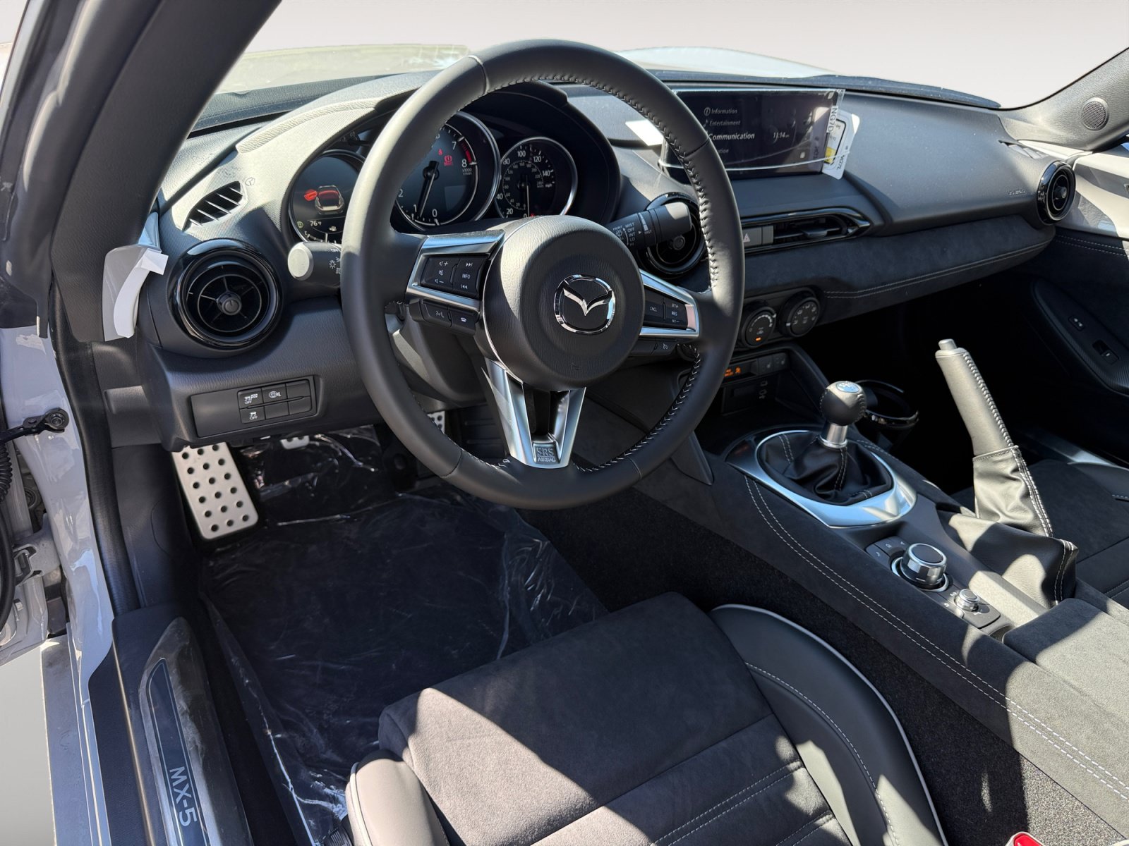 New 2026 MAZDA MX-5 Miata Club w/ Brembo/BBS/Recaro Package RWD image 15