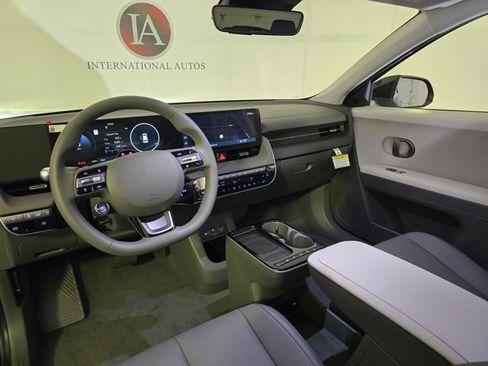 New 2025 Hyundai Ioniq 5 SEL image 12