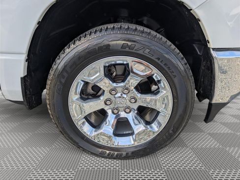 Used 2022 RAM 1500 Big Horn AWD/4WD image 9