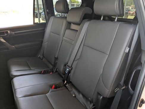 Used 2021 Lexus GX 460 Premium w/ Premium Package AWD/4WD image 20