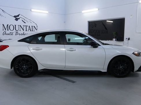 Used 2023 Honda Civic Si image 8