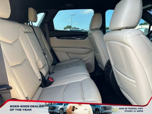 Used 2018 Cadillac XT5 FWD image 18