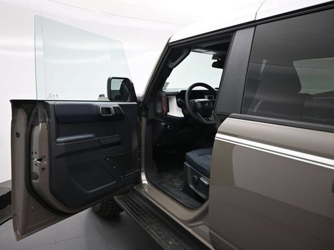 New 2026 Ford Bronco Heritage Edition AWD/4WD image 8