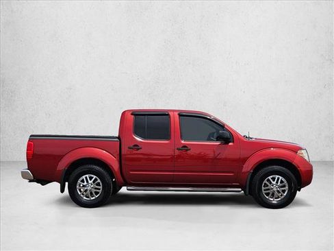 Used 2018 Nissan Frontier SV RWD image 4