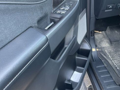 Used 2024 Ford F250 Lariat w/ Lariat Ultimate Package image 5