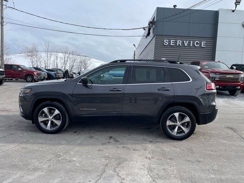 Used 2022 Jeep Cherokee Limited image 2