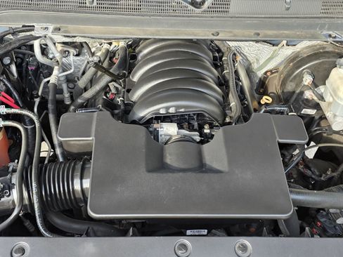 Used 2016 GMC Yukon XL SLT image 9