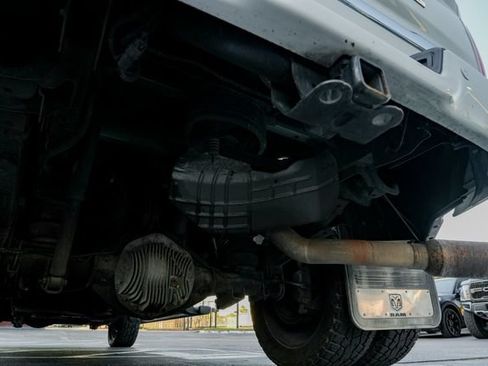 Used 2018 RAM 3500 Laramie Longhorn AWD/4WD image 7