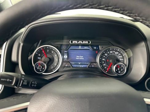 New 2026 RAM 1500 4x4 Crew Cab image 24