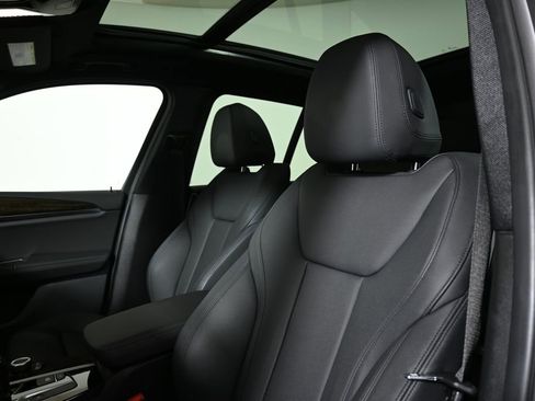 Used 2019 BMW X3 xDrive30i w/ Driving Assistance Package image 15