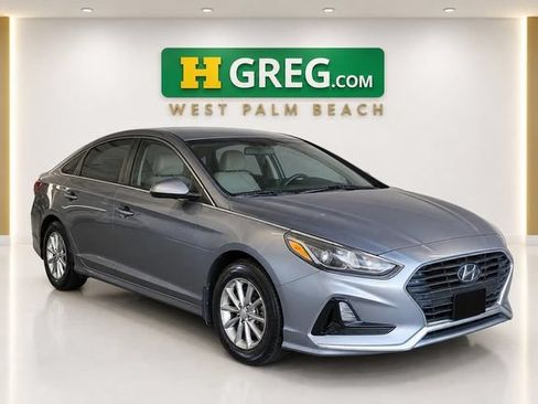 Used 2018 Hyundai Sonata SE FWD image 4