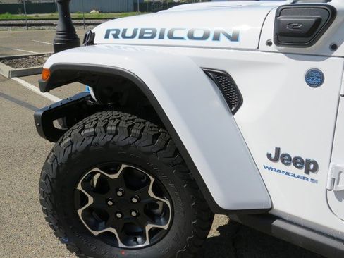 New 2023 Jeep Wrangler Rubicon w/ Steel Bumper Group image 12