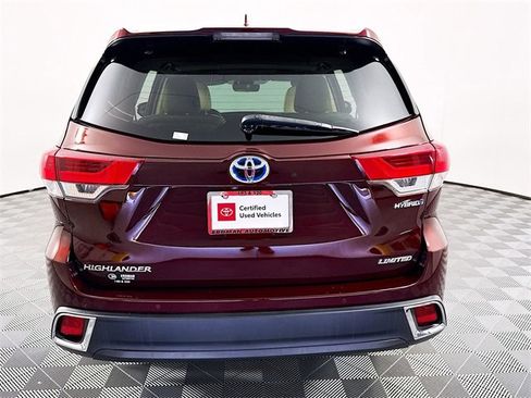 Used 2019 Toyota Highlander Limited image 22