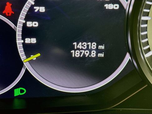 Certified 2023 Porsche Panamera 4 Platinum Edition AWD/4WD image 14